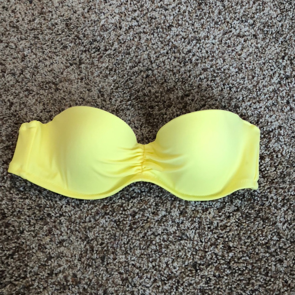 PINK Victoria’s Secret Swim Top